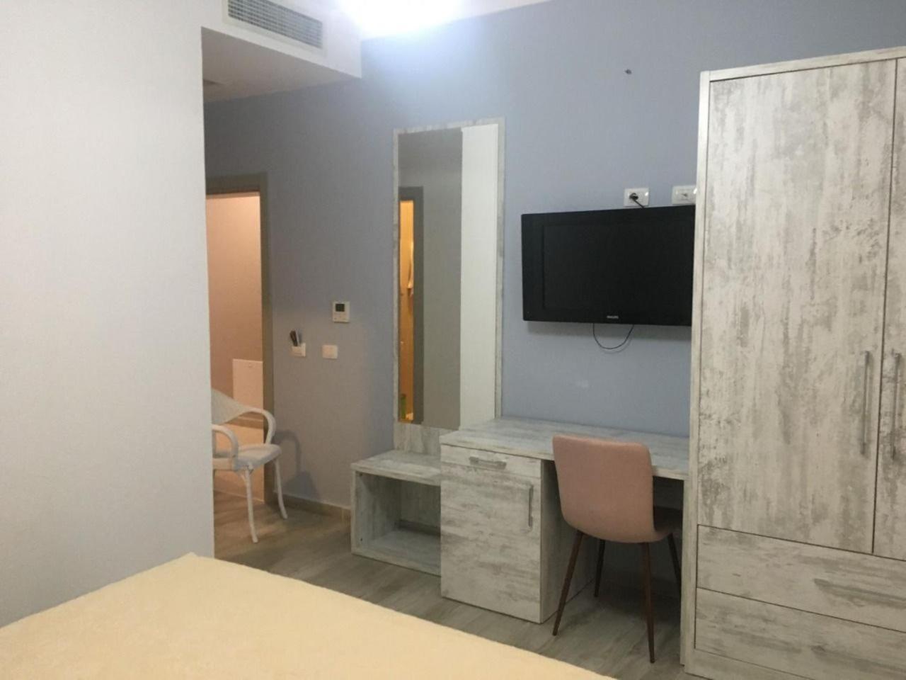 Hotel Maren דורס מראה חיצוני תמונה